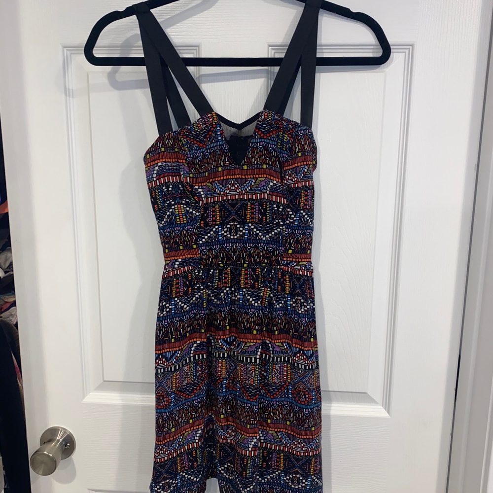 Dress - Picture 2 of 8